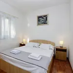 Apartments By The Sea Jezera, Murter - 796 * Jezera