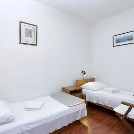 Apartments By The Sea Jezera, Murter - 796