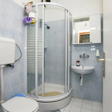 Apartments By The Sea Jezera, Murter - 796 Jezera