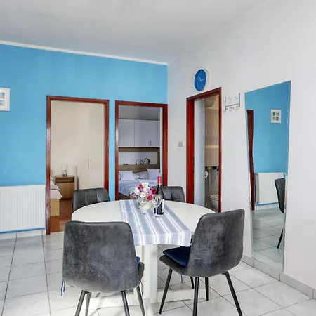 Apartments By The Sea Jezera, Murter - 796 Apartment