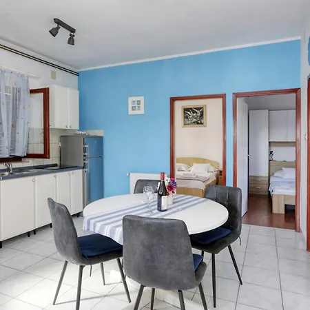 Apartments By The Sea Jezera, Murter - 796 Apartment Jezera