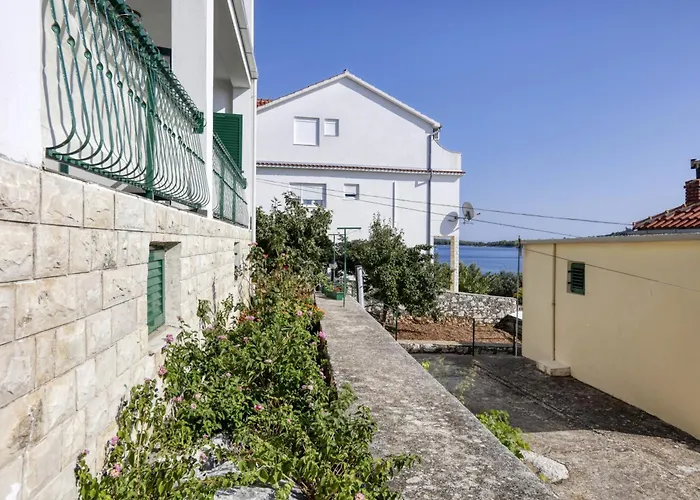 Apartamento By The Sea Jezera, Murter - 796 *